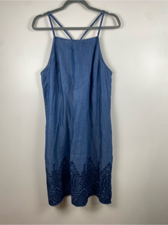 Stetson Dresses & Skirts - Stetson Embroidered Dress Medium